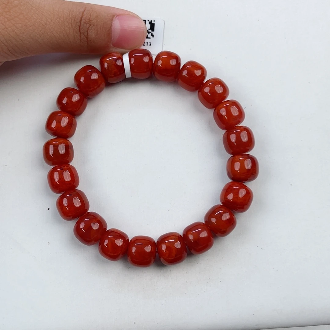 手串未镶嵌南红玛瑙无**。瓦西牛血红收藏级老型单圈11mm