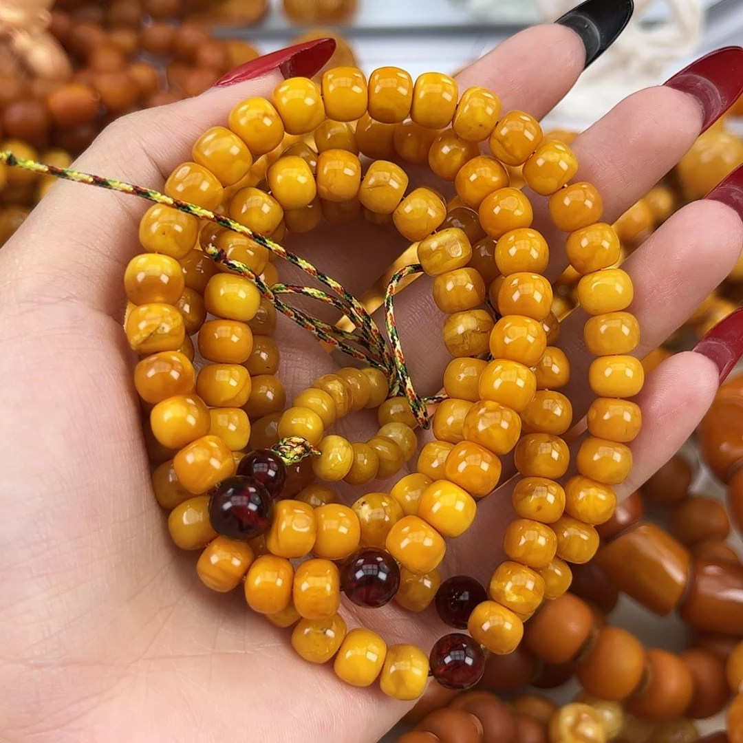 琥珀颈饰未镶嵌蜜蜡