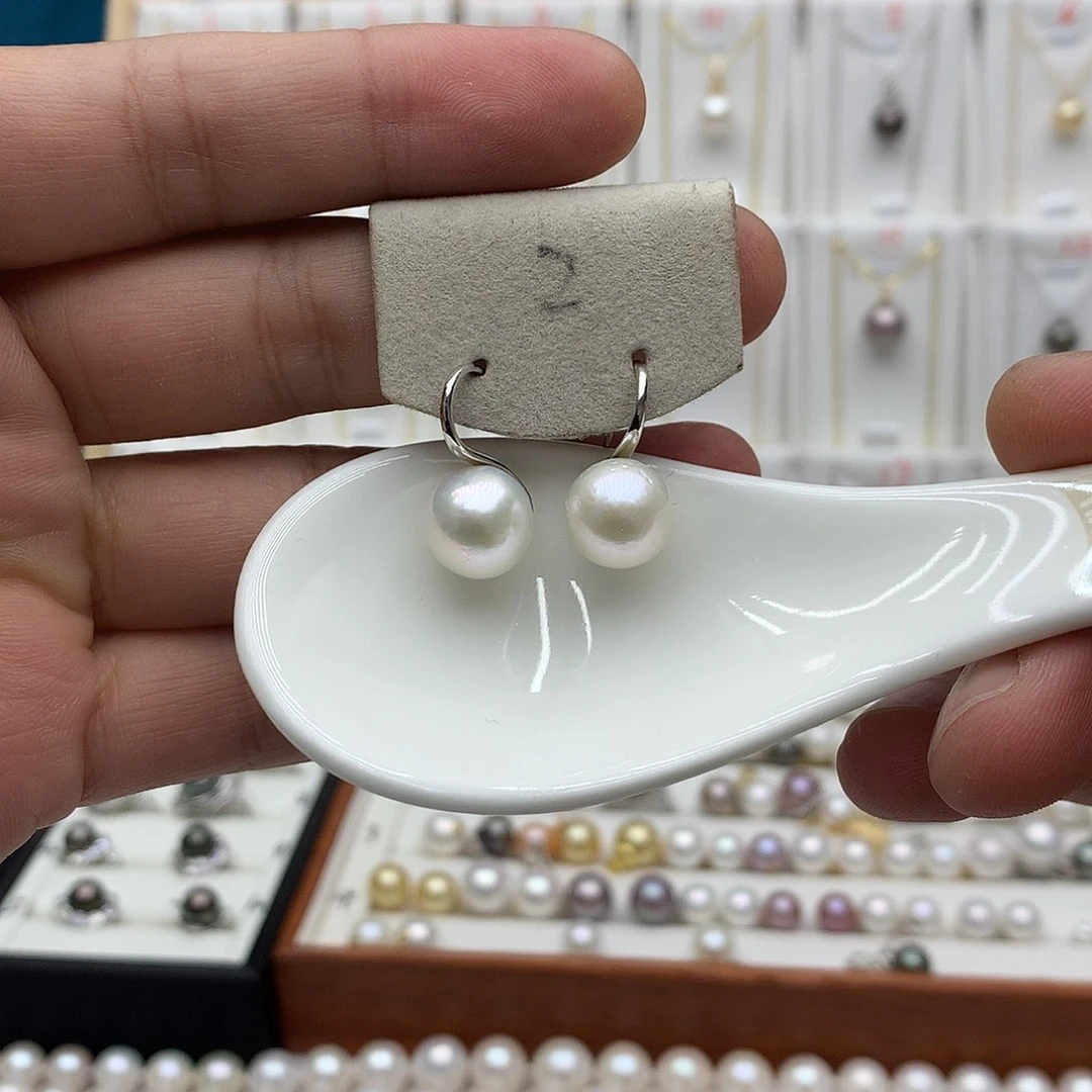 银S925镶嵌耳饰淡水珍珠