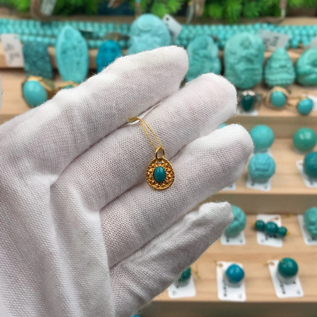 绿松石配饰18K金镶嵌