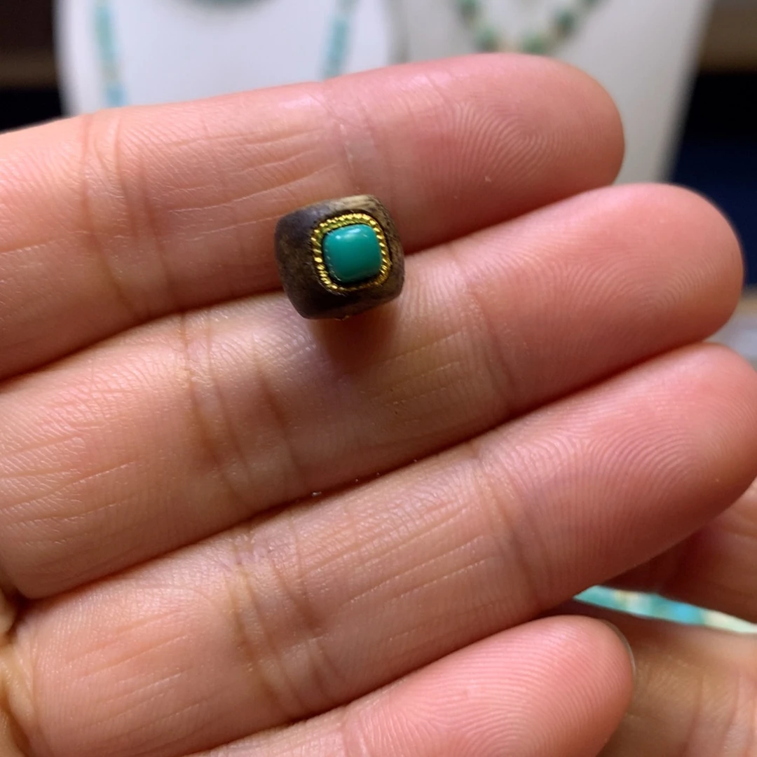 绿松石未镶嵌配饰