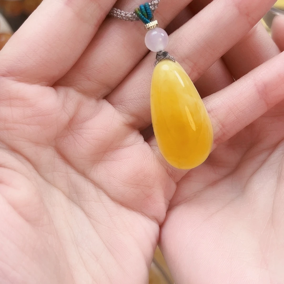 未镶嵌琥珀裸石水滴