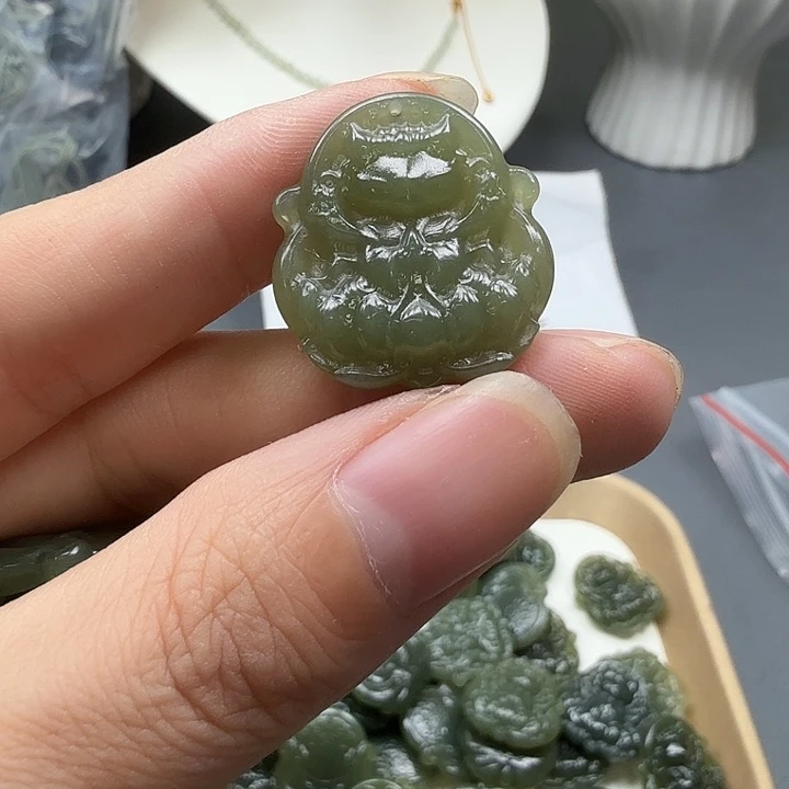 颈饰未镶嵌和田玉19