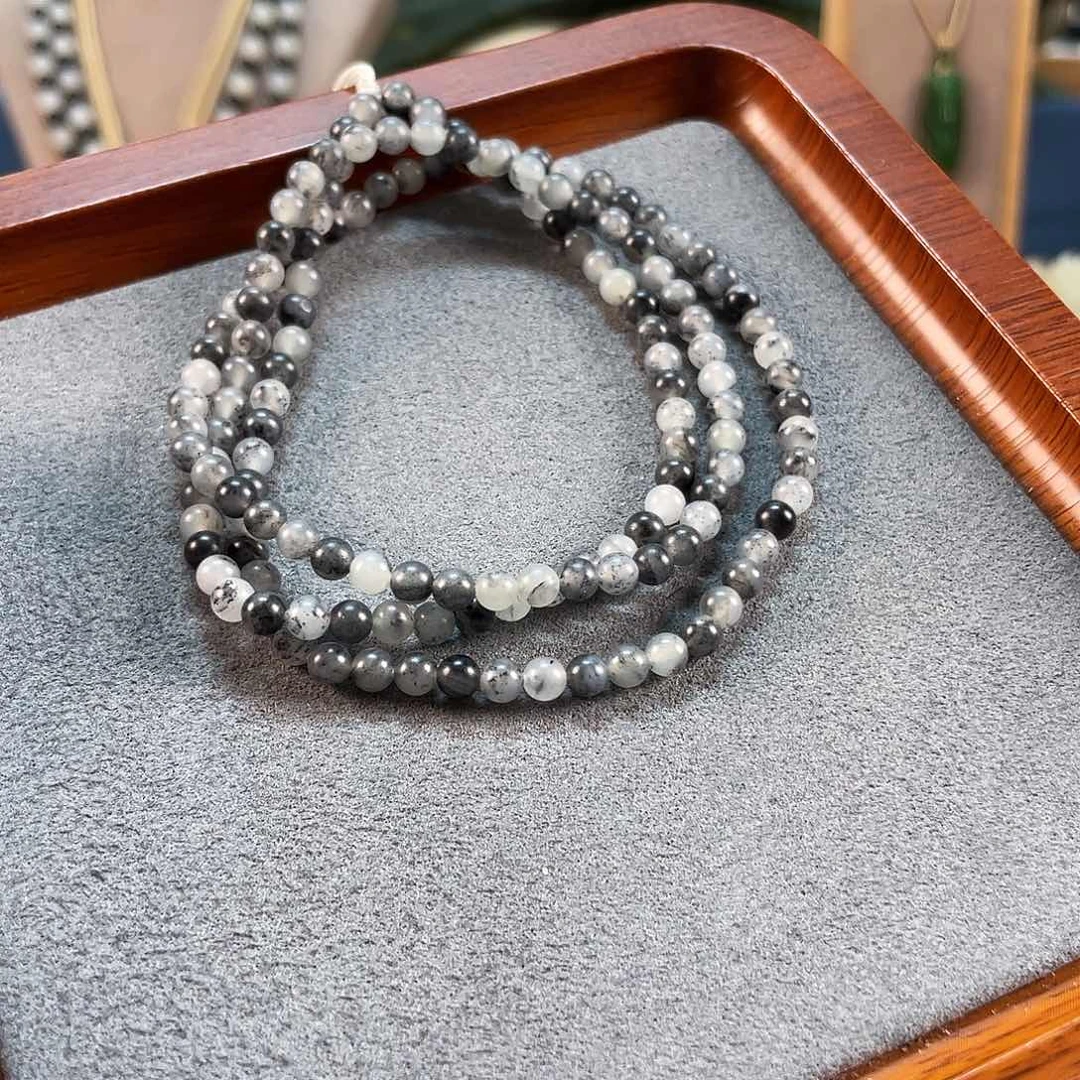 和田玉手串未镶嵌