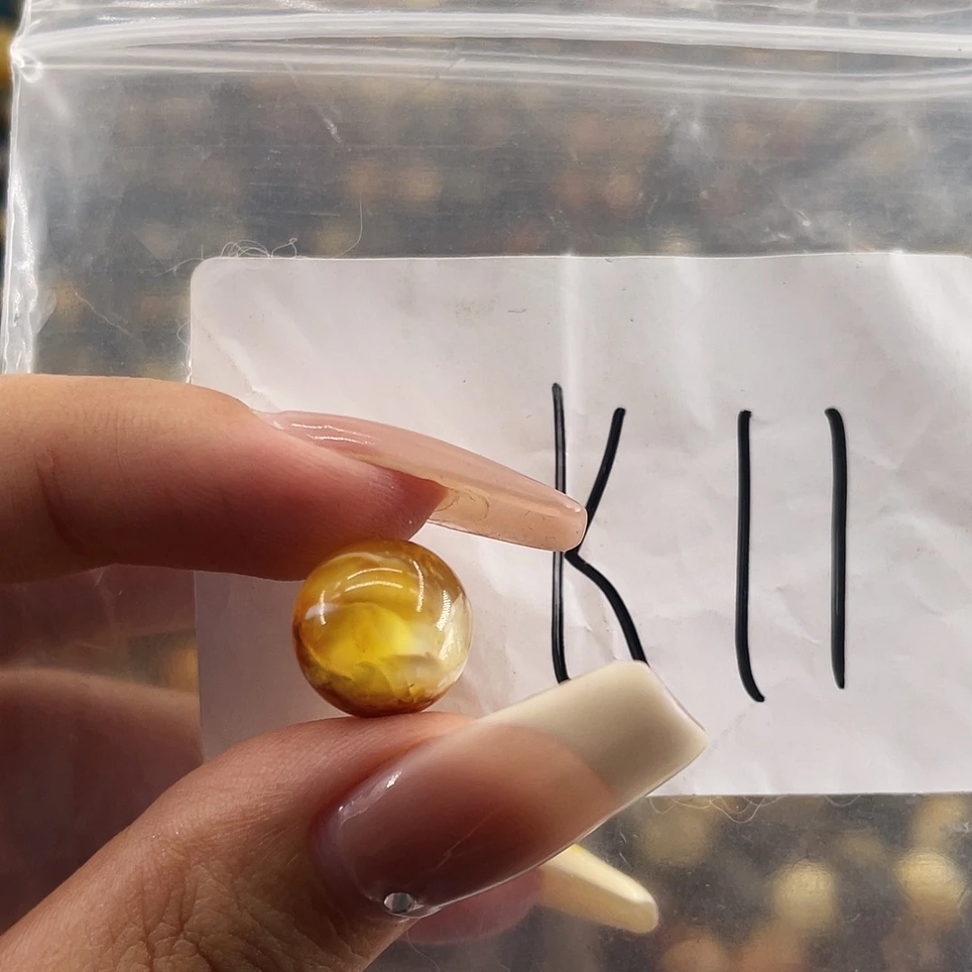 琥珀未镶嵌裸石11.8福利