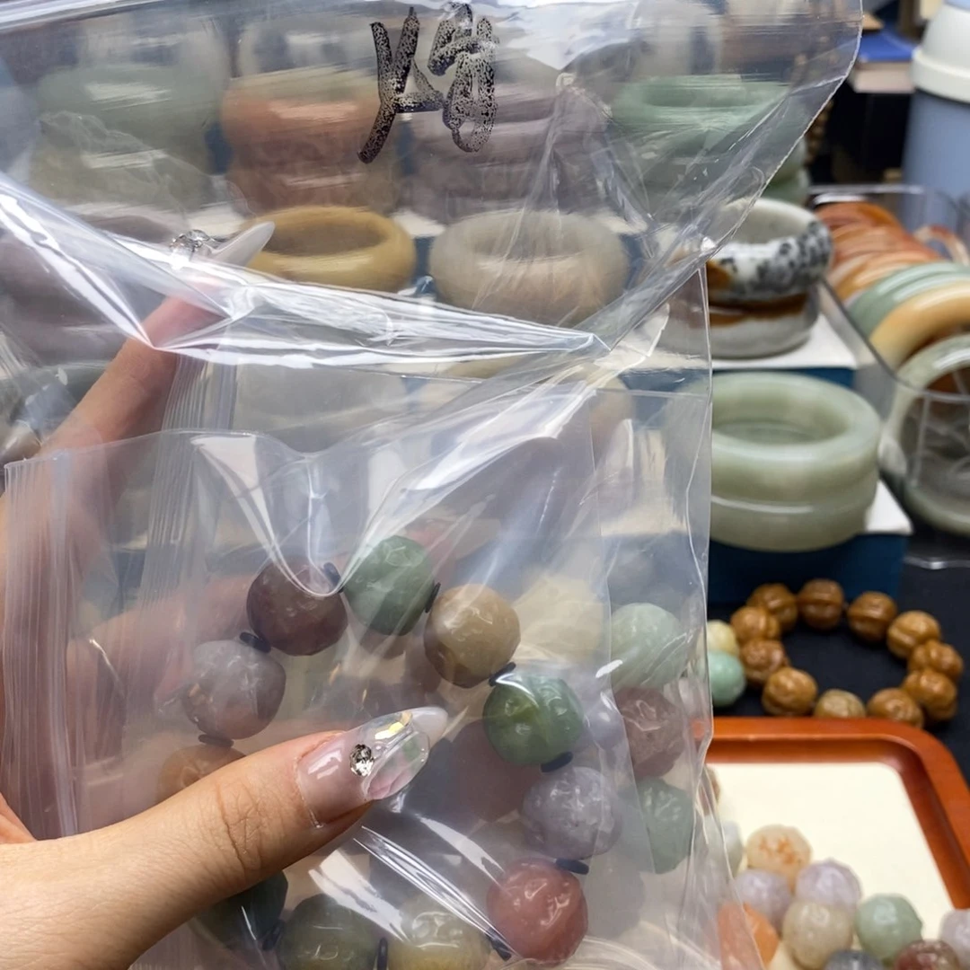 石英质玉手镯未镶嵌❥****