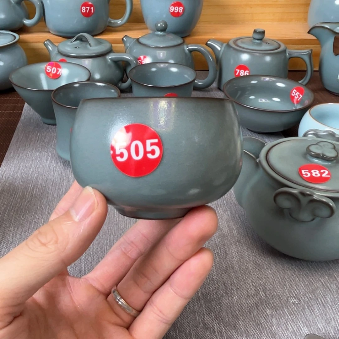 瓷片小微瑕。。。。。。。。。。。