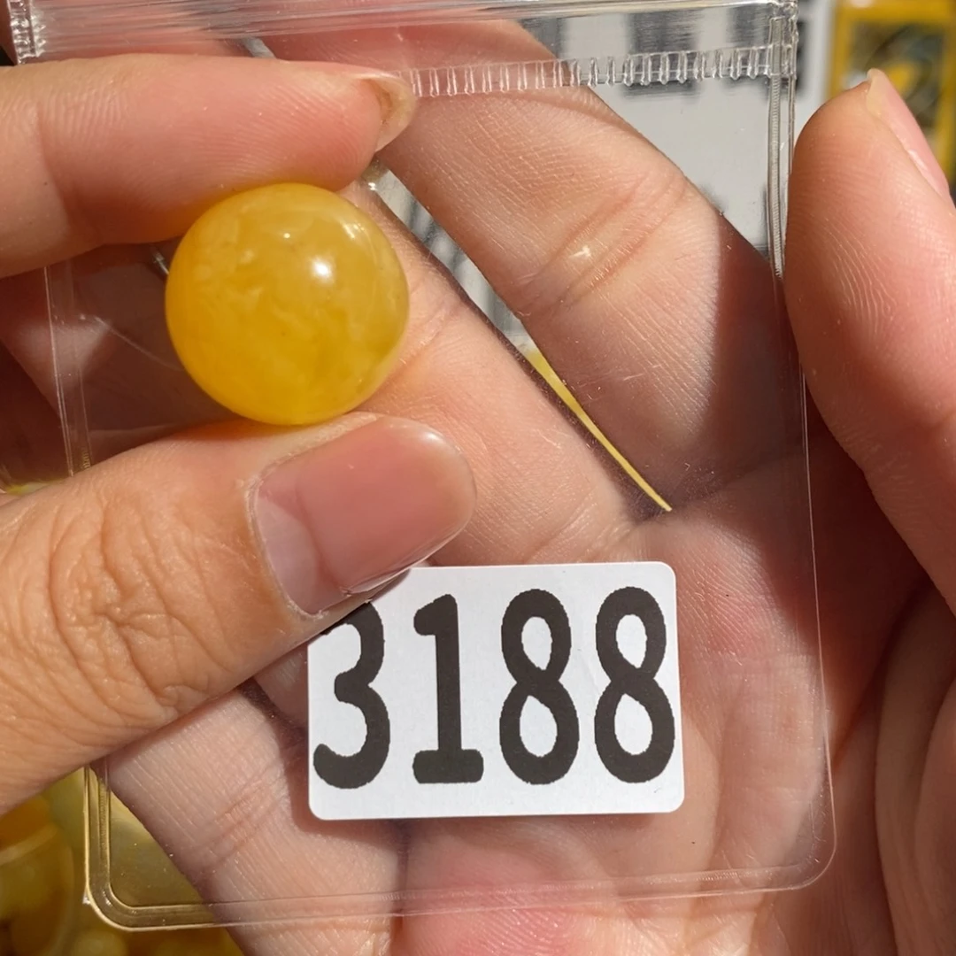 未镶嵌琥珀珠宝奇石3188微