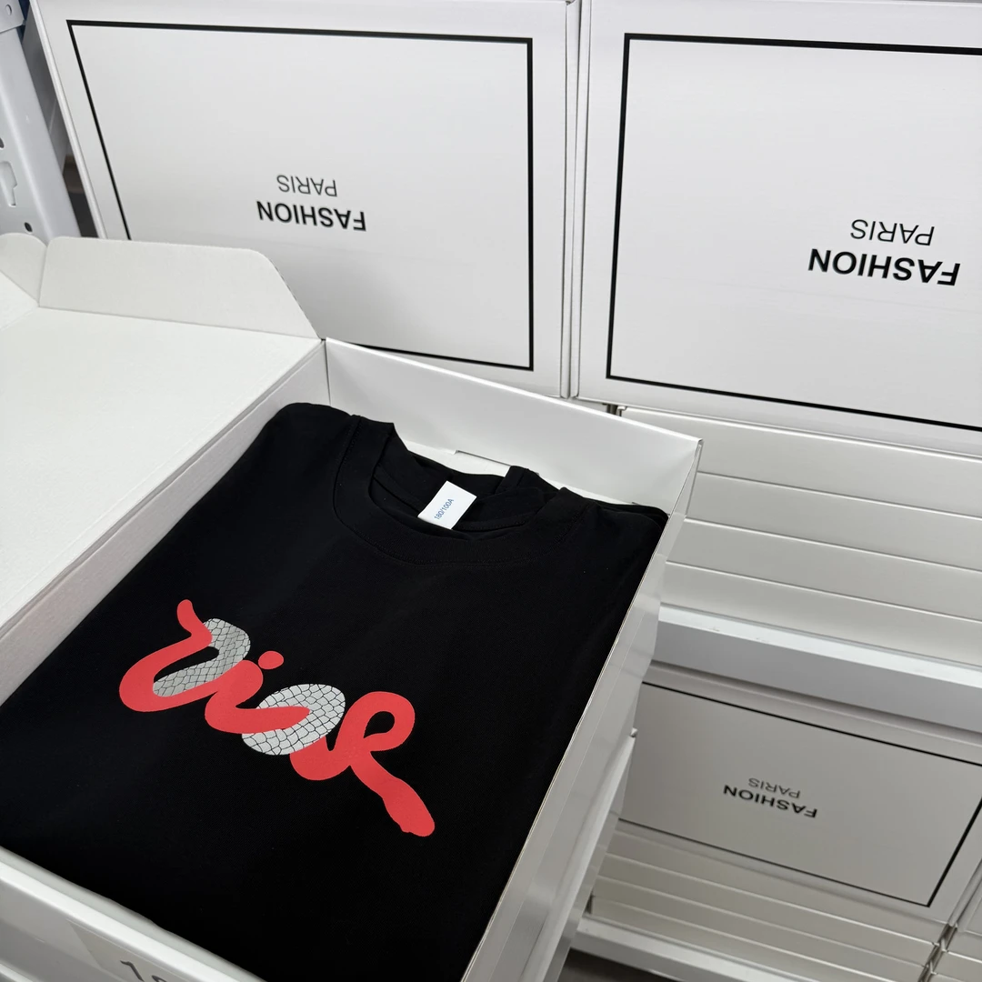 【银红色小蛇】宽松潮流轻奢短袖【KK-003】