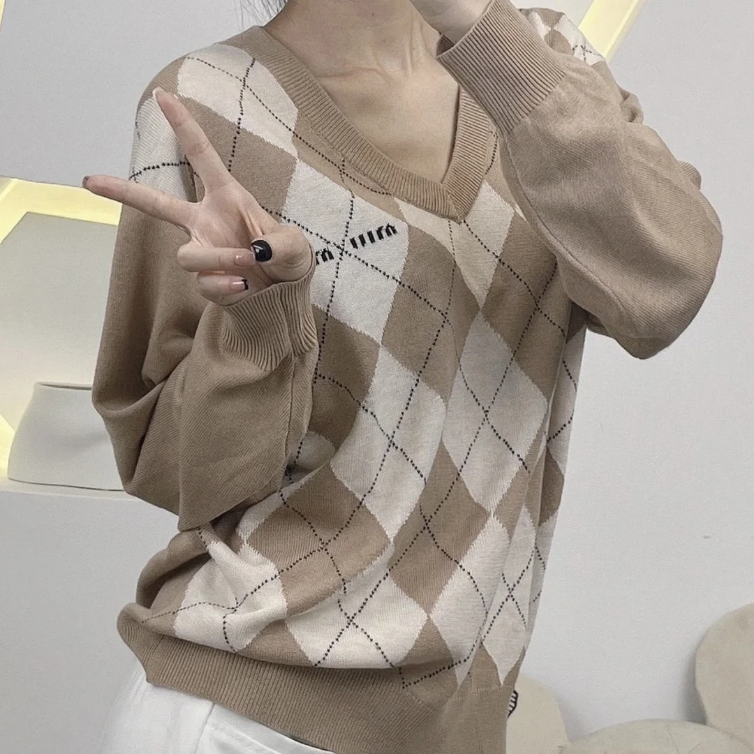 全新未使用 MIU MIU/缪缪 针织圆领菱形长袖 浅卡其/38