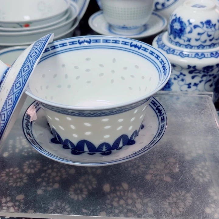 青花玲珑三才盖碗薄的