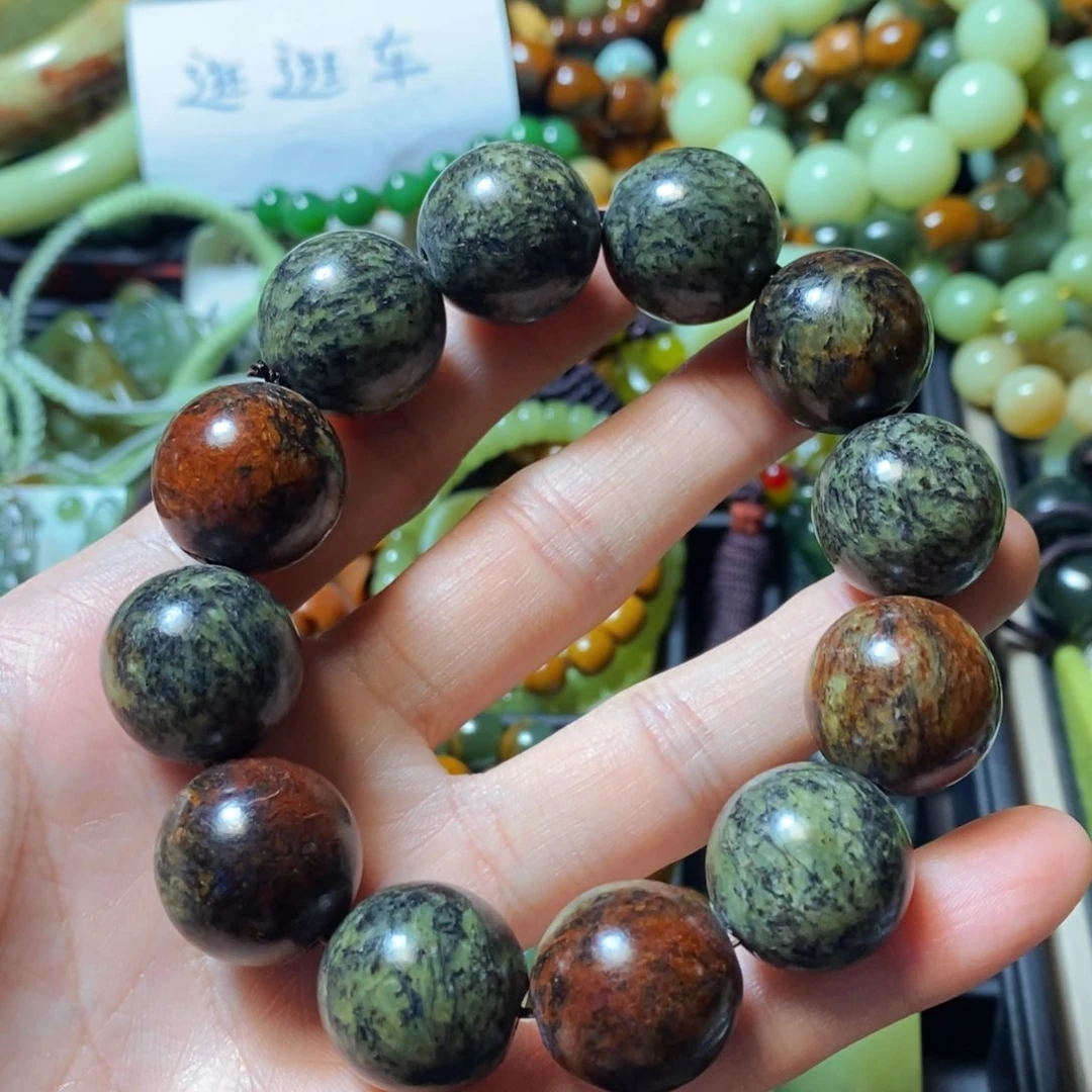 岫岩老玉（透闪石质玉）未镶嵌颈饰