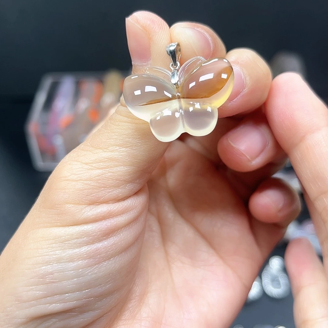 玛瑙/玉髓颈饰未镶嵌