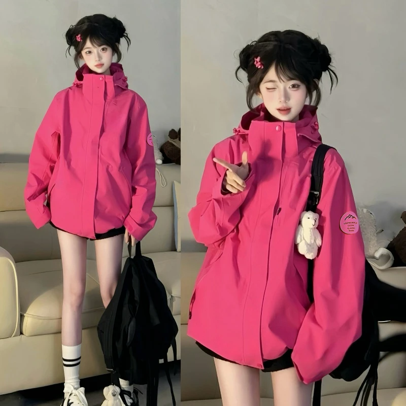 玫红色冲锋衣女2025新款春秋三合一户外防风防水小个子登山服外套