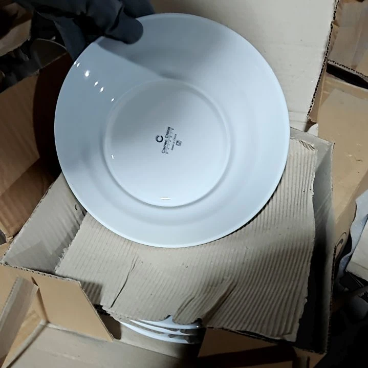 摆件陶瓷盘子碗啥都有