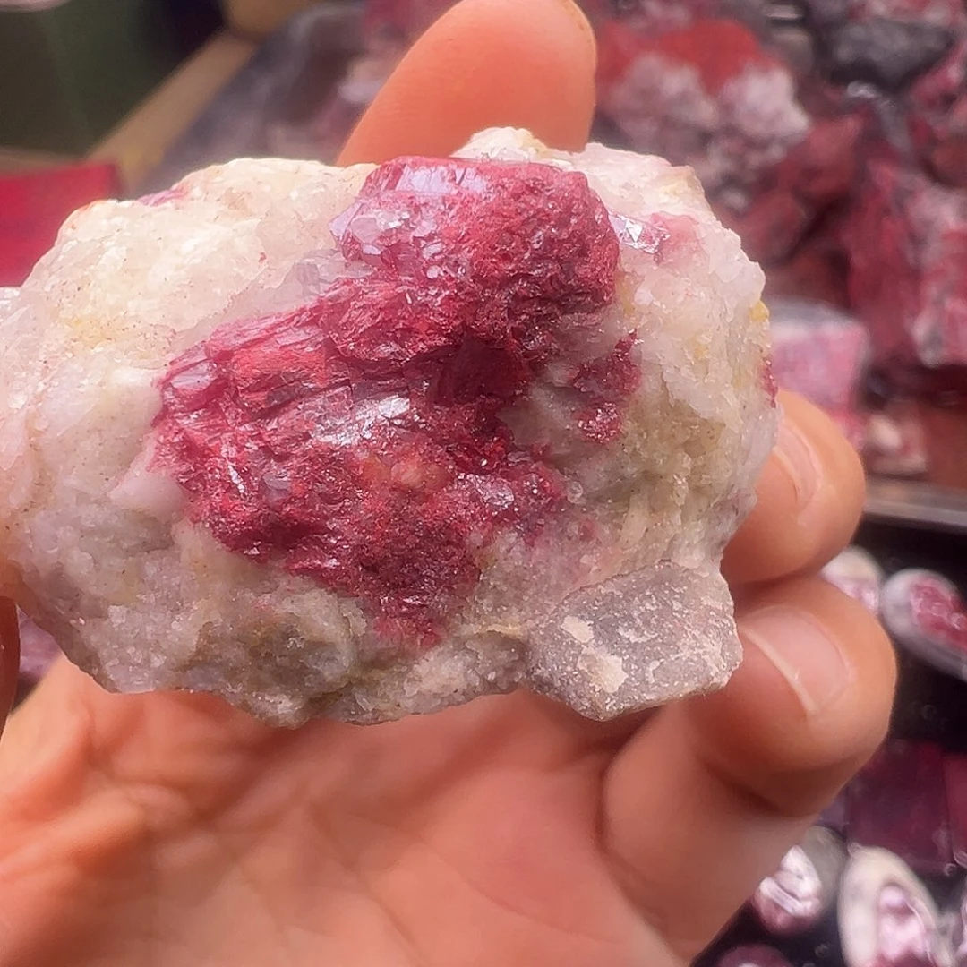 靓***亮天然辰砂天然原矿朱砂