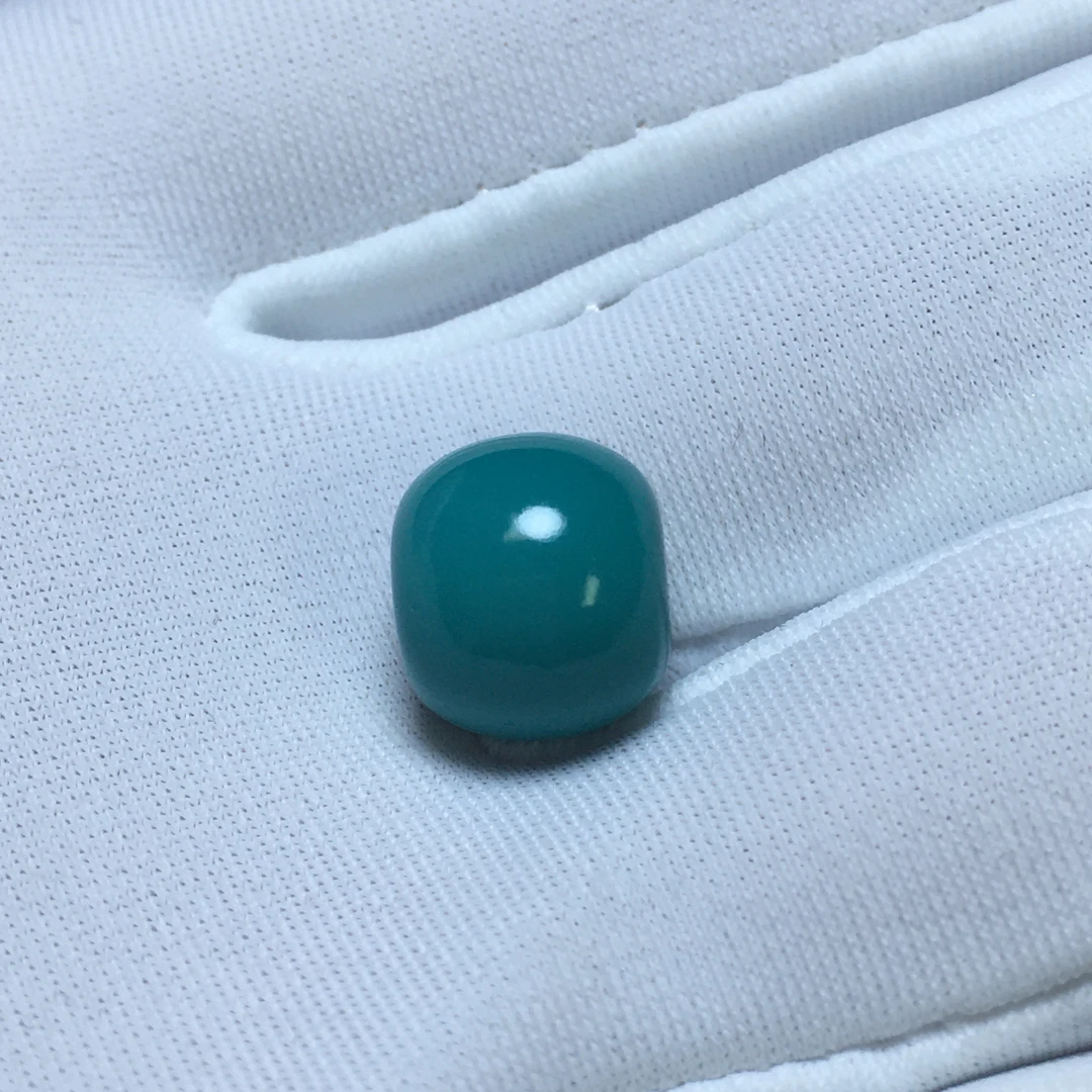 【精品老型】湖北原矿绿松石单珠，尺寸直径9.7对孔8.6mm重1.3克