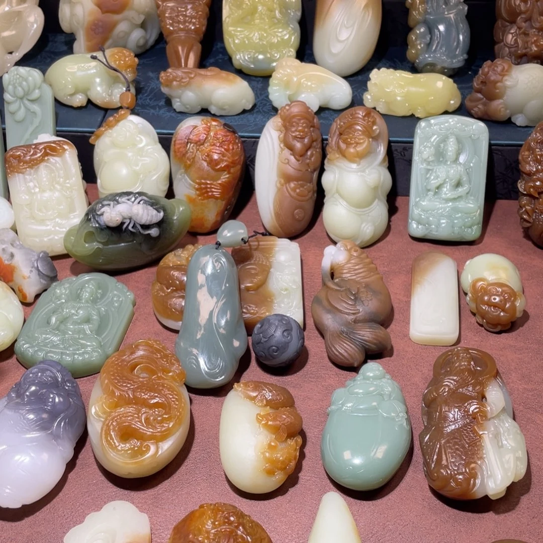 和田玉未镶嵌挂件