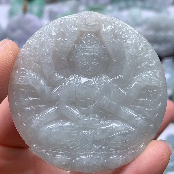 翡翠未镶嵌颈饰千手观音福利
