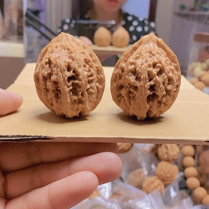 【闪购商品】文玩核桃把件41.5大古石小众大肚子