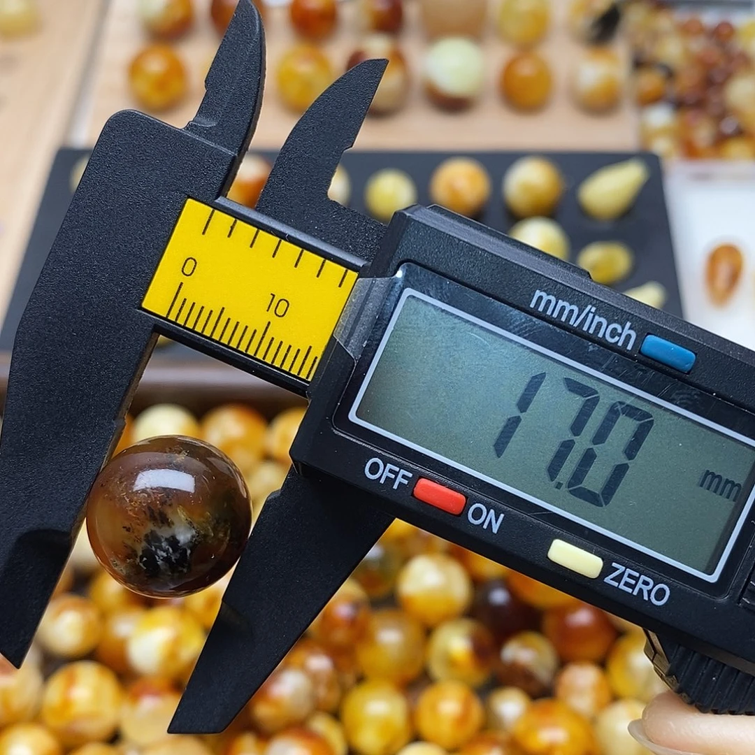 蜜蜡未镶嵌裸石蜜蜡1025