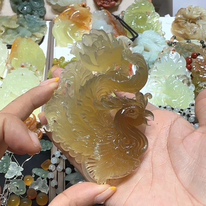 蛇纹石玉未镶嵌吊坠荔*姐