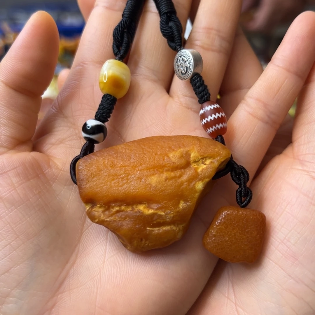 未镶嵌蜜蜡裸石蜜蜡