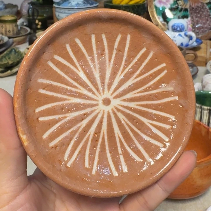 陶泥一个碟子的故事