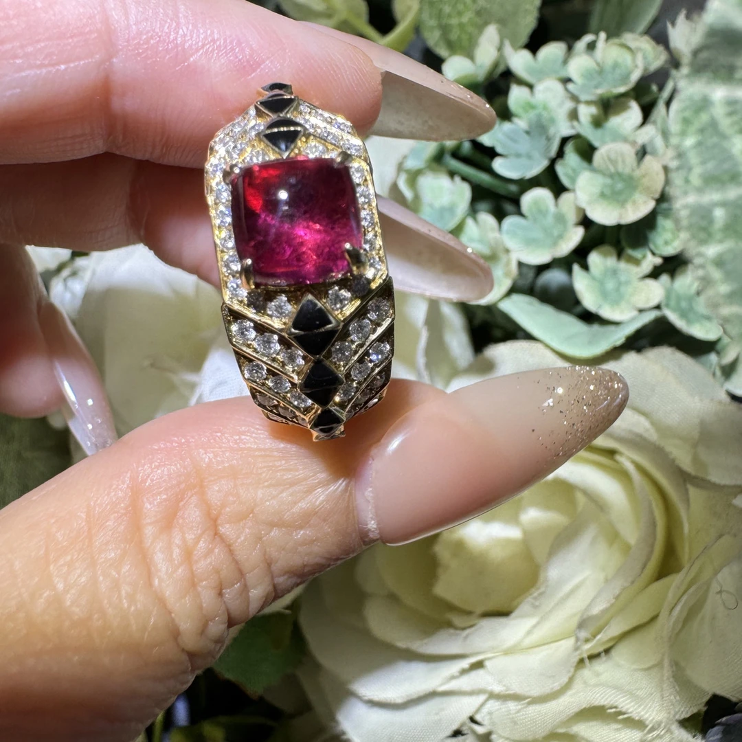 18k重金镶嵌芦比莱戒指