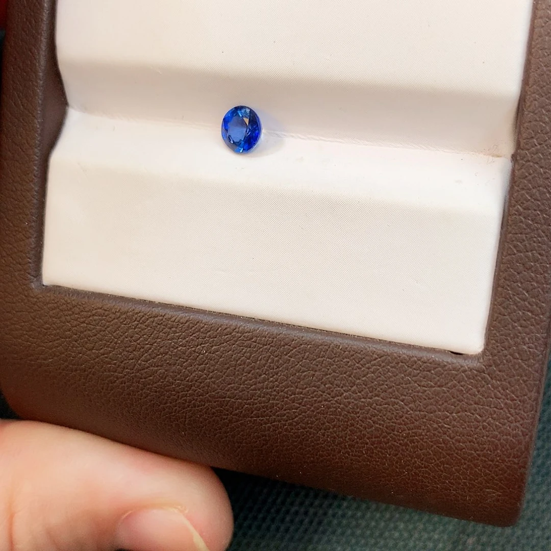 裸石蓝宝石0.49ct
