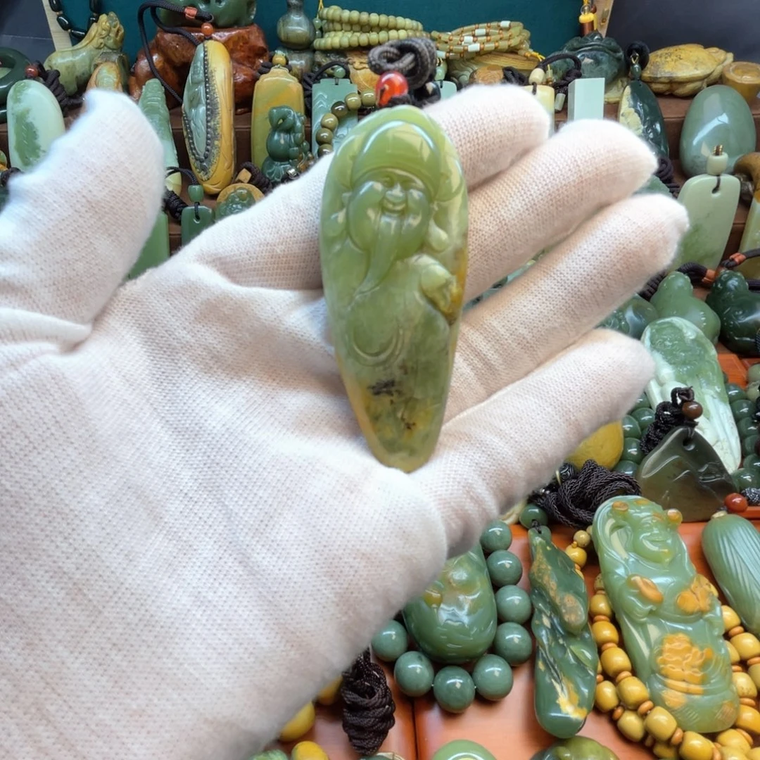 岫岩河磨玉（透闪石质玉）未镶嵌颈饰