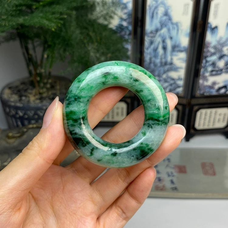 藓加绿玉环袈裟扣甜甜圈挂件 天然翡翠A货