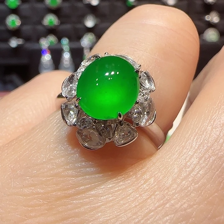 翡翠戒指18K金镶嵌高品质戒指