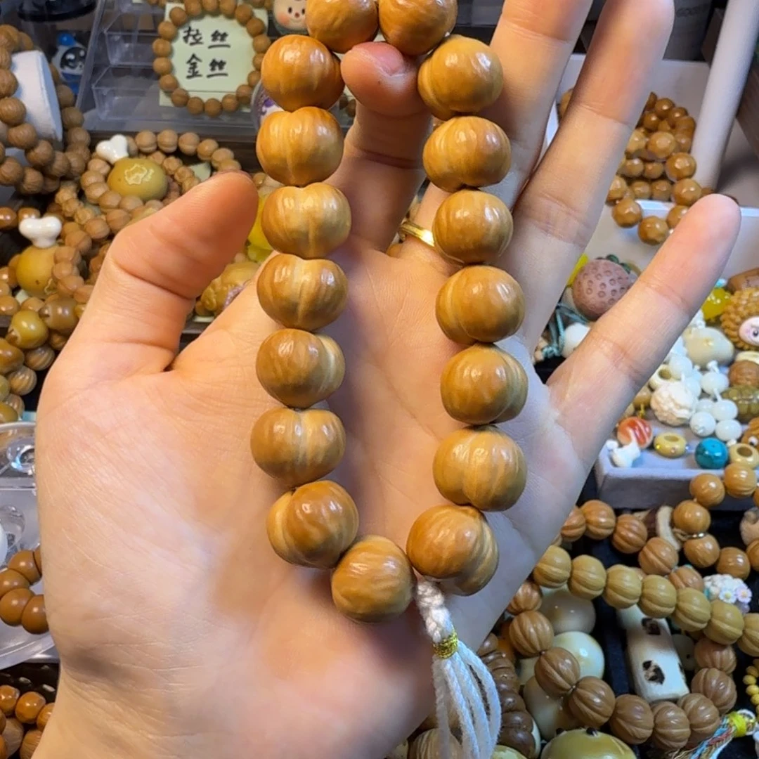 吊坠猴头核桃手持大屁桃