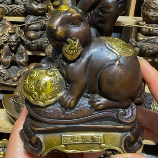 黄铜家居了，小摆件的