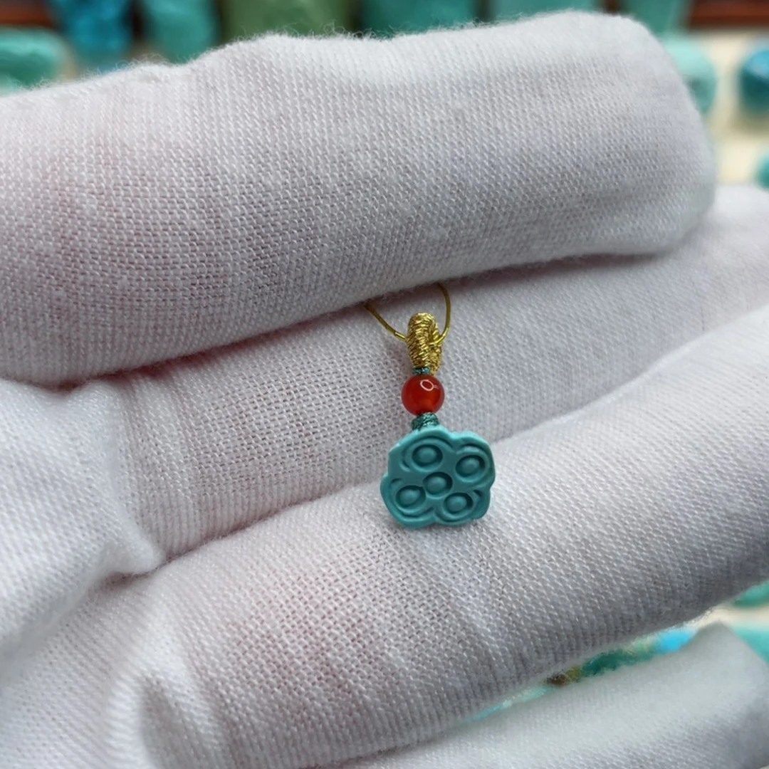 南红玛瑙未镶嵌珠宝奇石