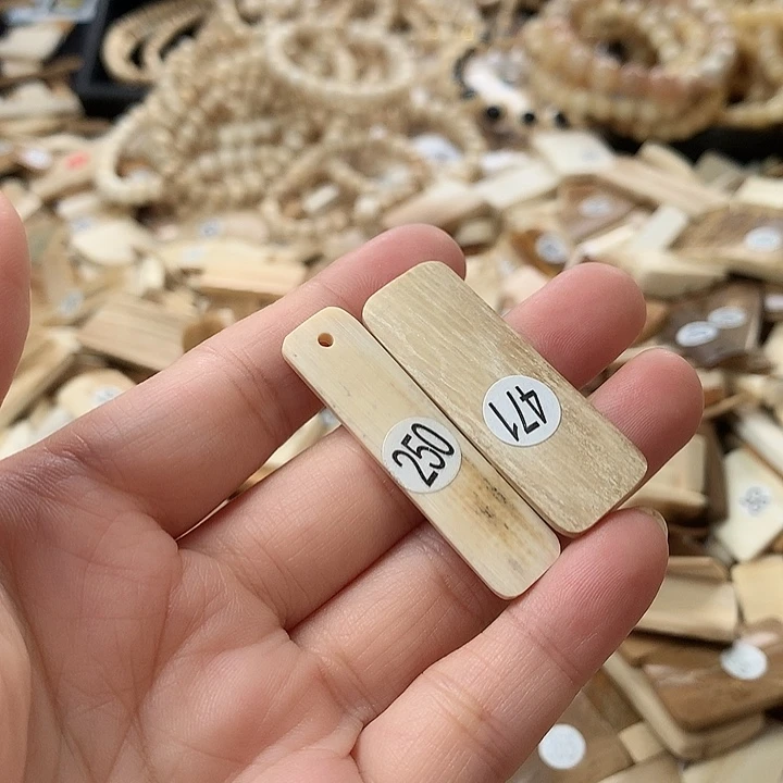 泥塑不打孔联系客服