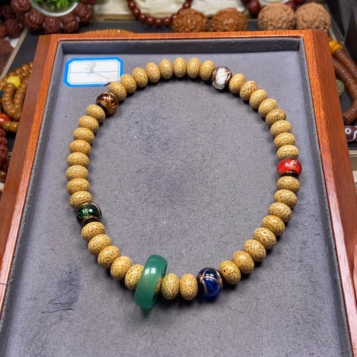 星月菩提吊坠菩提