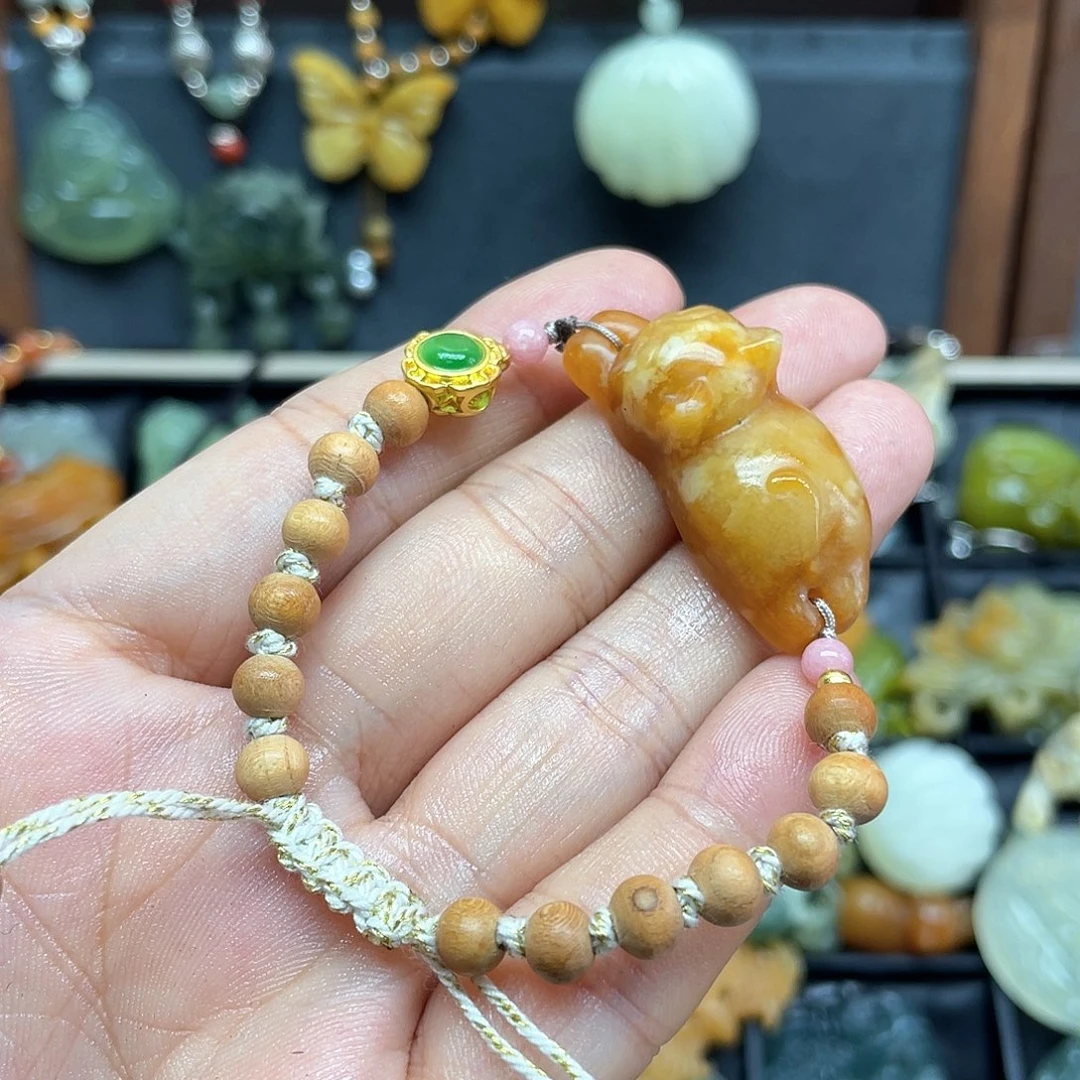 未镶嵌蛇纹石玉颈饰