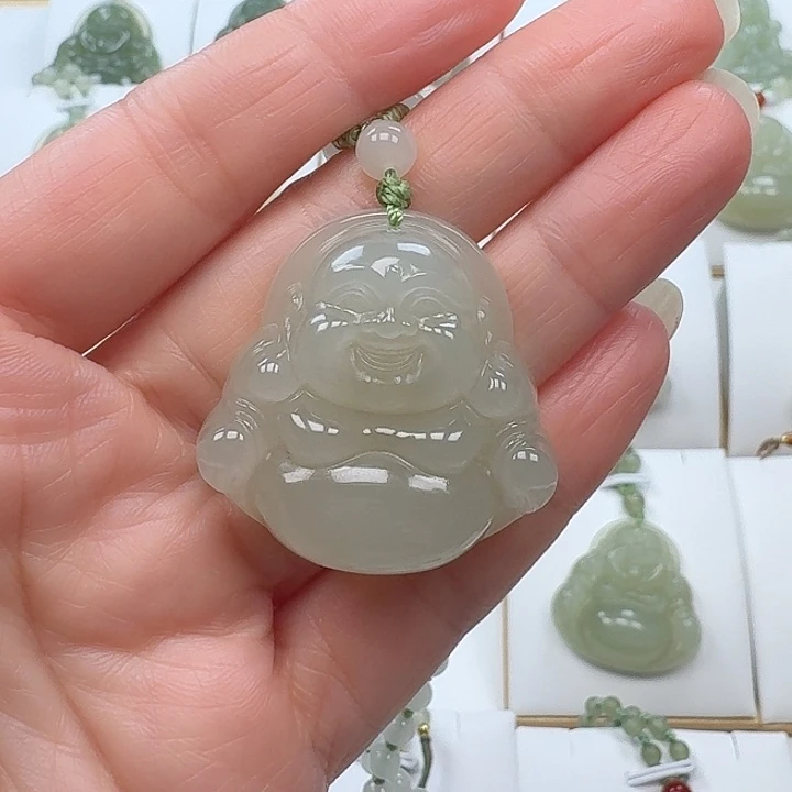 花***州和田玉未镶嵌颈饰
