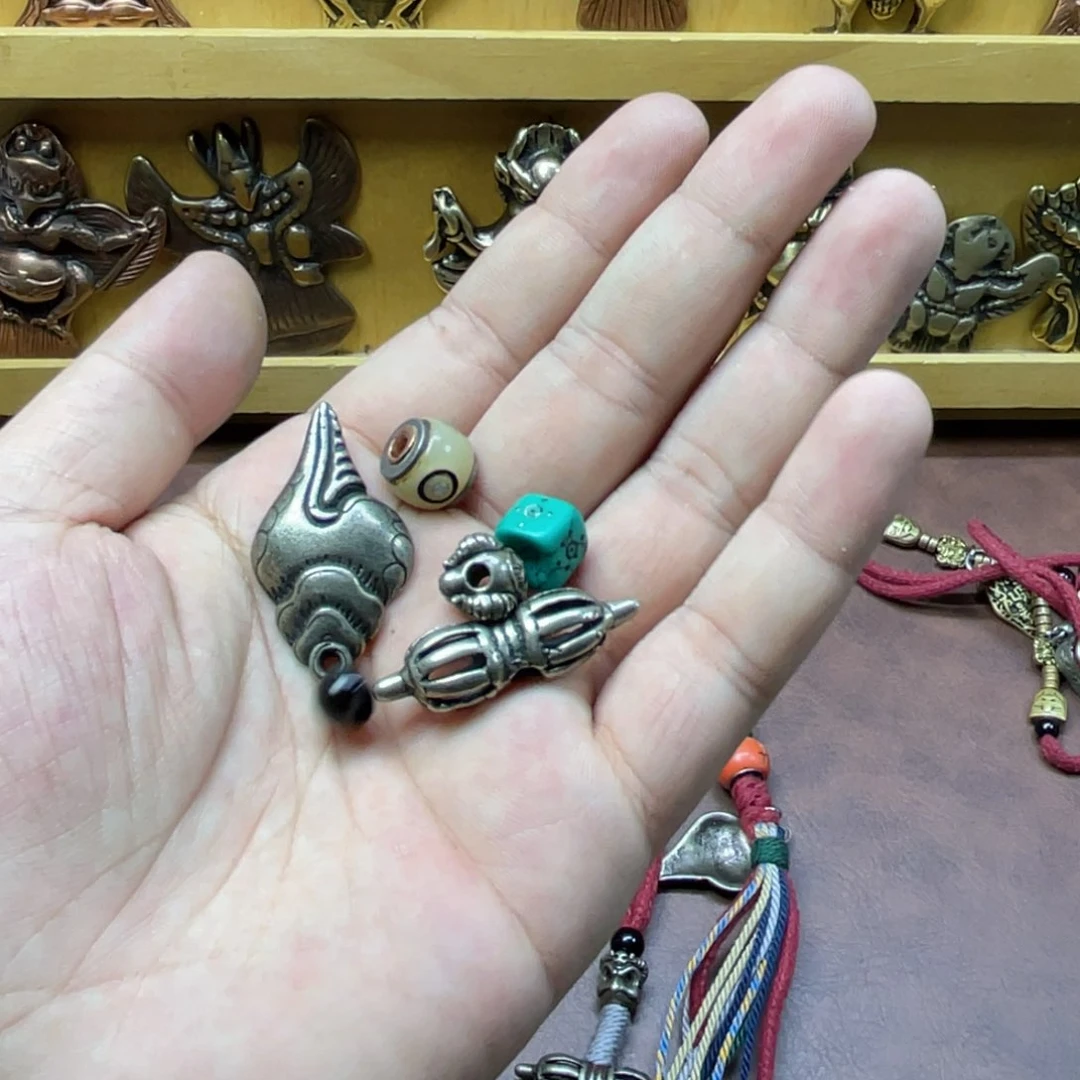 会***睛九宫腰挂挂绳设计款式