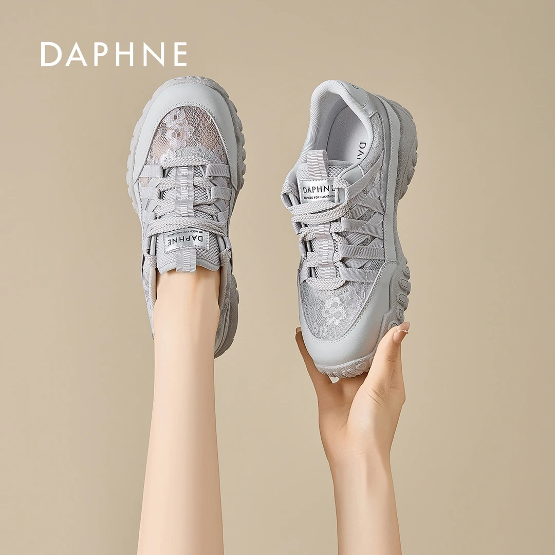 达芙妮德训鞋女款2025年秋季新款蕾丝透气芭蕾阿甘鞋时尚休闲板鞋