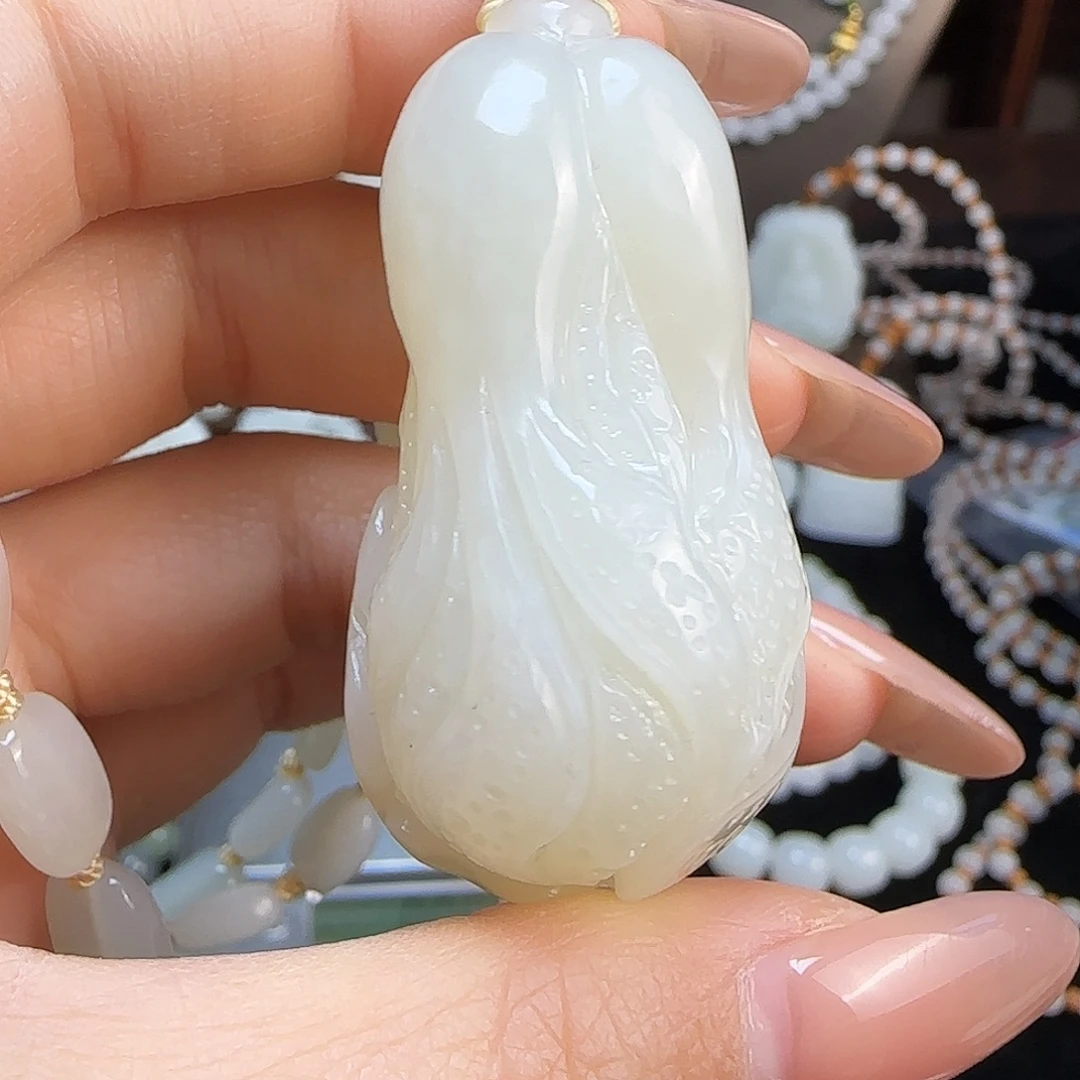 和田玉未镶嵌颈饰定制发货