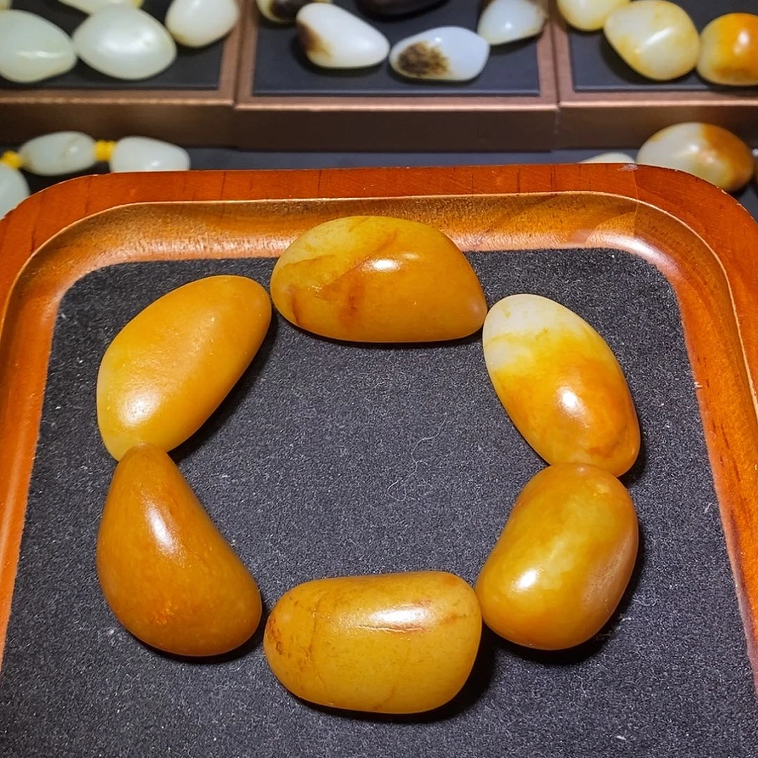 和田玉未镶嵌手链