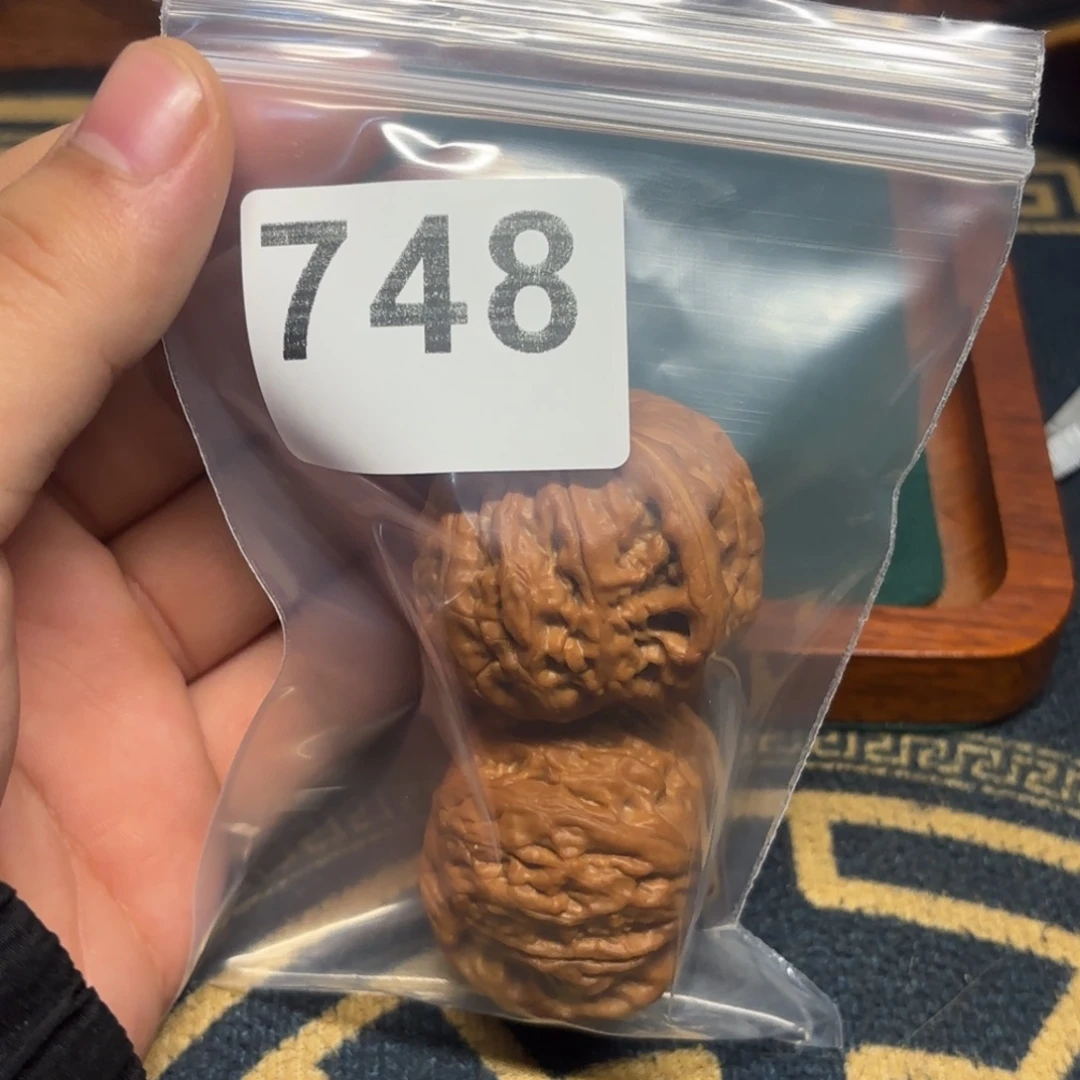 文玩核桃吊坠铁锤748