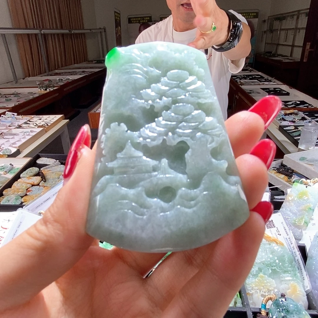 翡翠未镶嵌颈饰翡翠