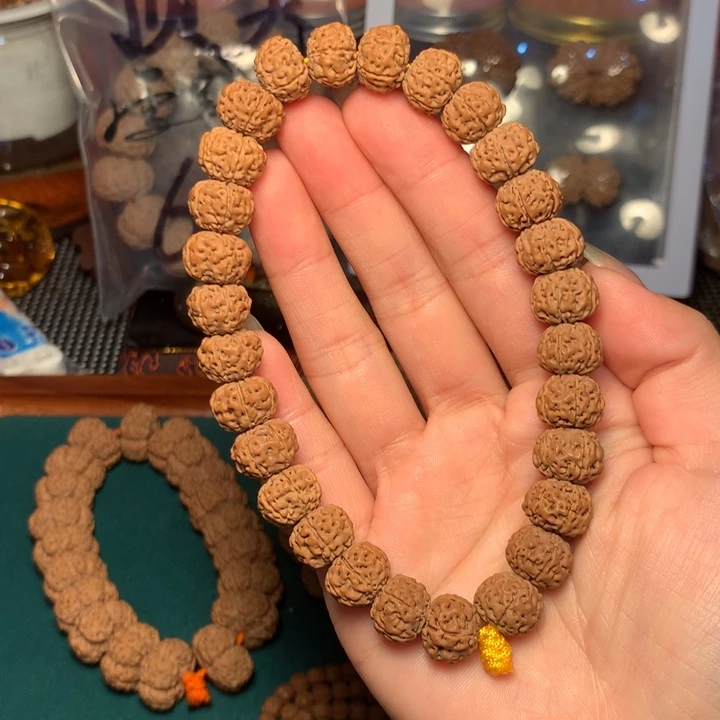 金刚菩提手串六瓣飞碟12左右