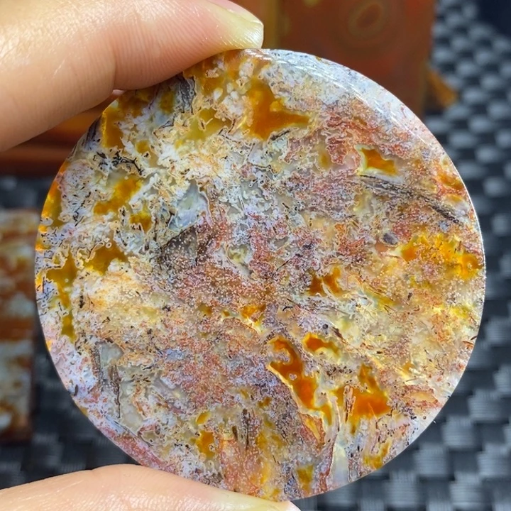 玛瑙/玉髓颈饰未镶嵌陈*