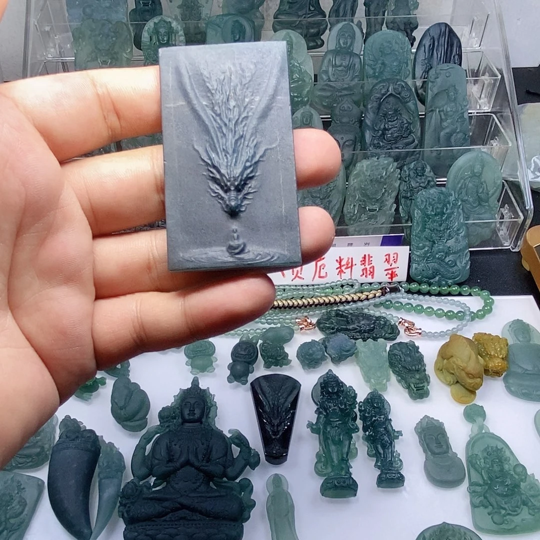 定制翡翠未镶嵌悟到