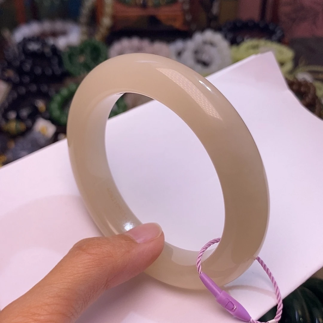 和田玉未镶嵌颈饰毕业级55老矿料红藕粉手镯